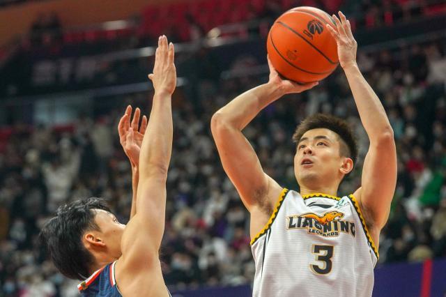 体育直播-阵容深度全联盟无可匹敌 辽宁连战连捷锐不可当